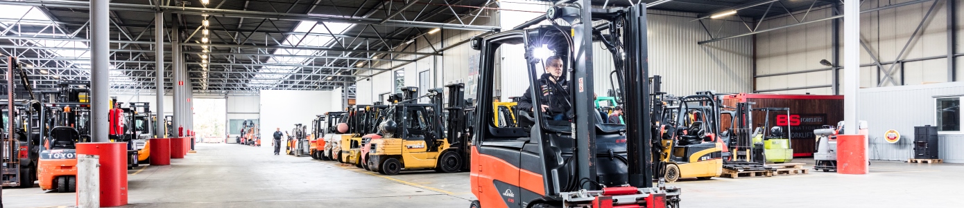 Bs Forklifts Purchase And Sale Of Used Forklift Trucks Diesel Forklifts Gas Forklifts Electric Forklifts Warehouse Equipment Container Forklifts Telescopic Forklifts Reachstackers Compact Forklifts